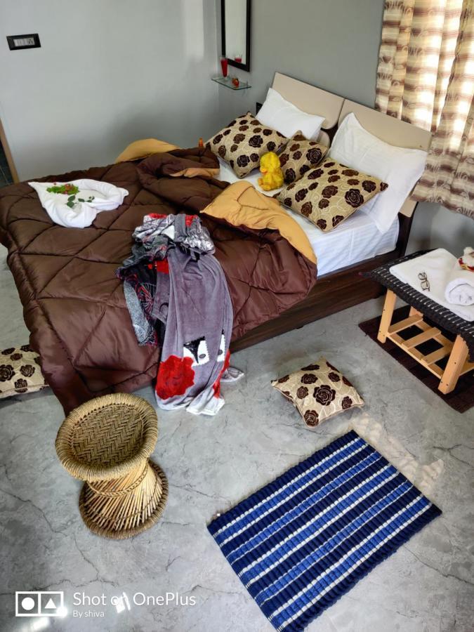 Lee Homestay Hampi Eksteriør billede