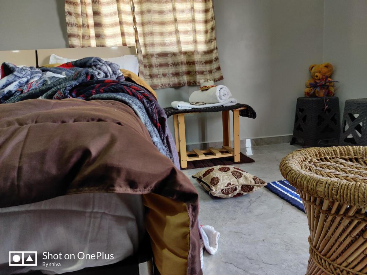 Lee Homestay Hampi Eksteriør billede