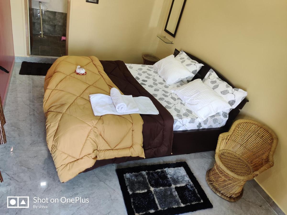 Lee Homestay Hampi Eksteriør billede