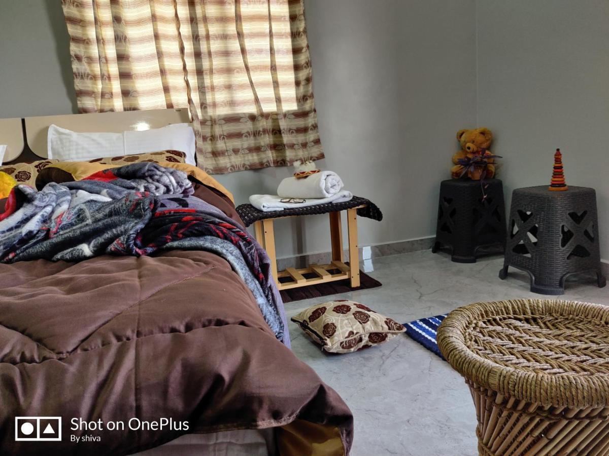 Lee Homestay Hampi Eksteriør billede
