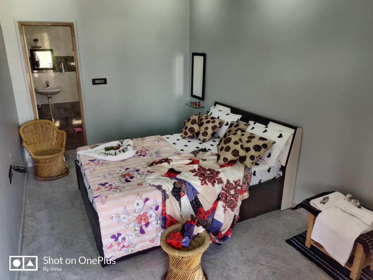 Lee Homestay Hampi Eksteriør billede