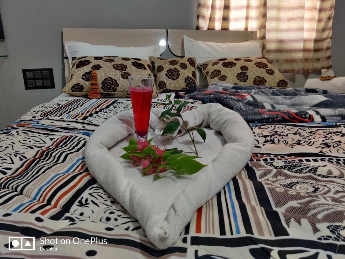 Lee Homestay Hampi Eksteriør billede